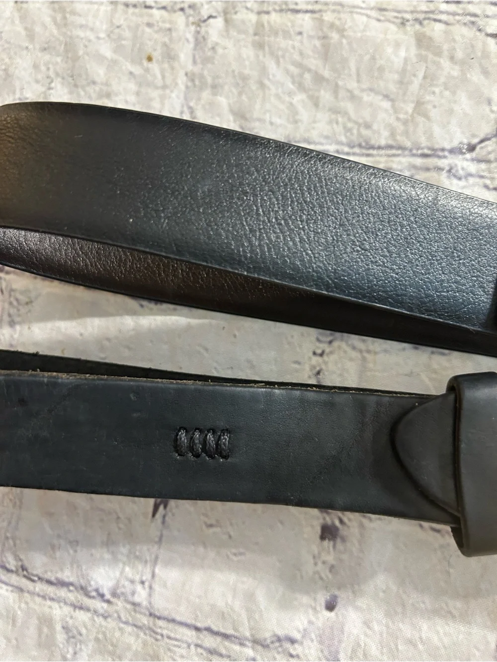 KENNETH COLE REVERSIBLE LEATHER AND BANANA REPUBLIC BLACK LEATHER BELTS SIZE 34